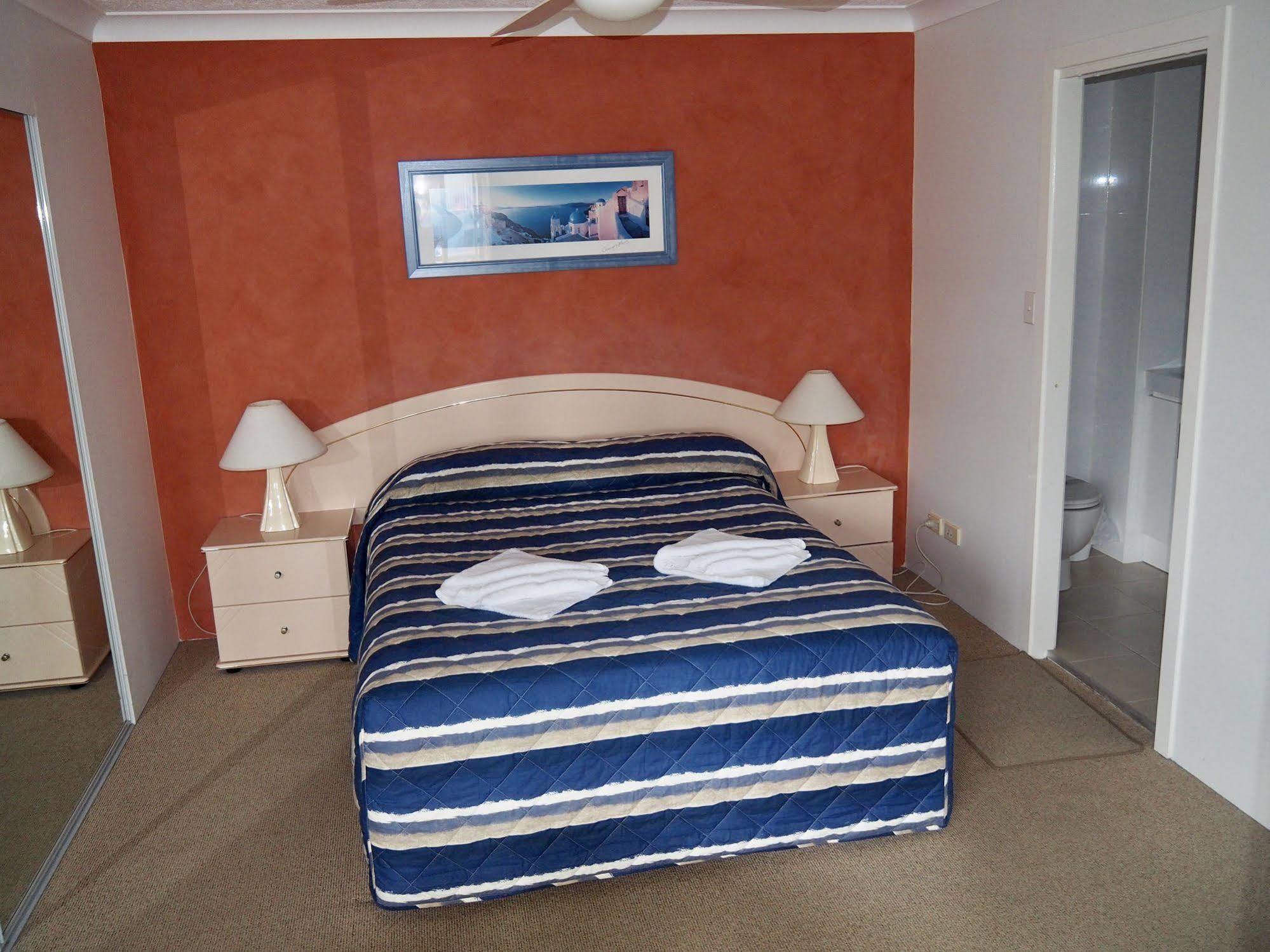 Oceanside Cove Aparthotel Gold Coast Exterior foto